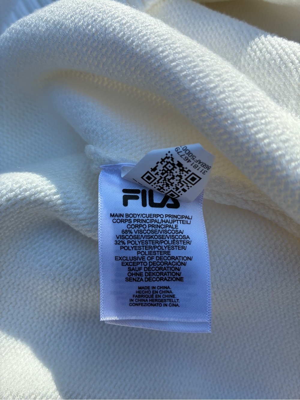 NWOT FILA x Hailey V-Neck Oversize Sweater in White
Size Medium - Picture 7 of 8